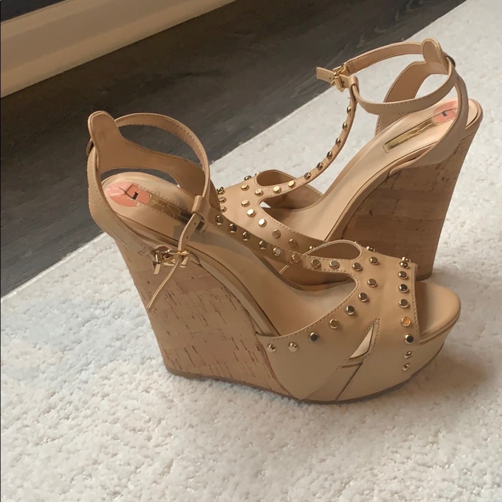 Jessica Simpson wedges
